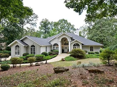 316 Lake Point Lane